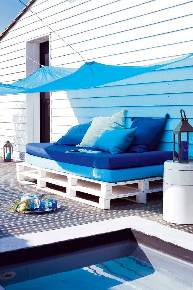 terraza decorada con palets