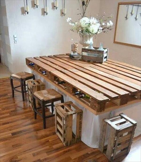 mesa de comedor con palets
